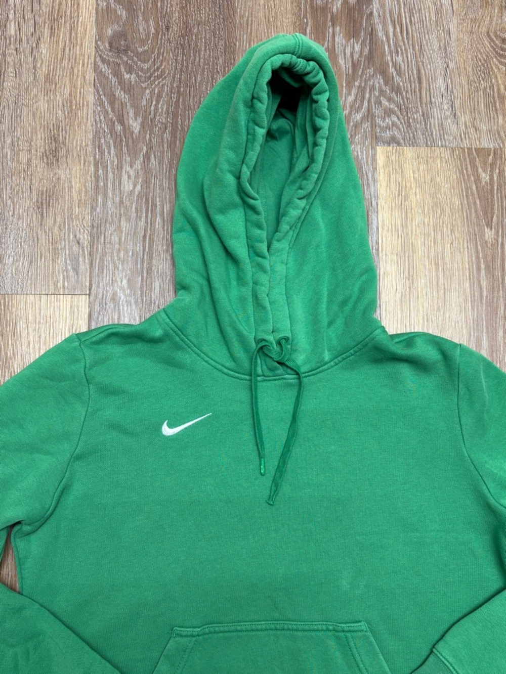 Nike Green Pullover Hoodie with White Swoosh - Picture 3 of 6